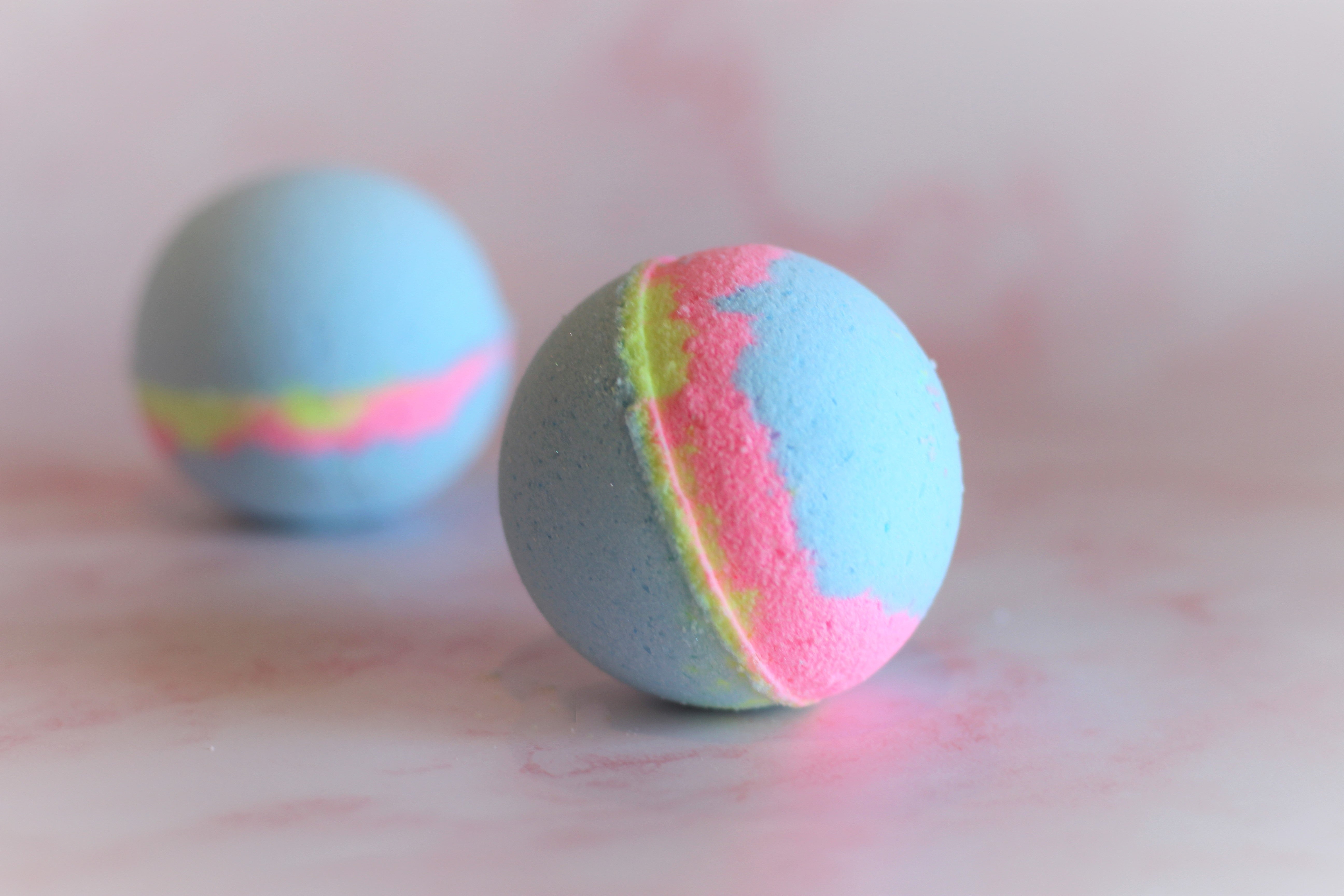 HAPPY Bath Bomb