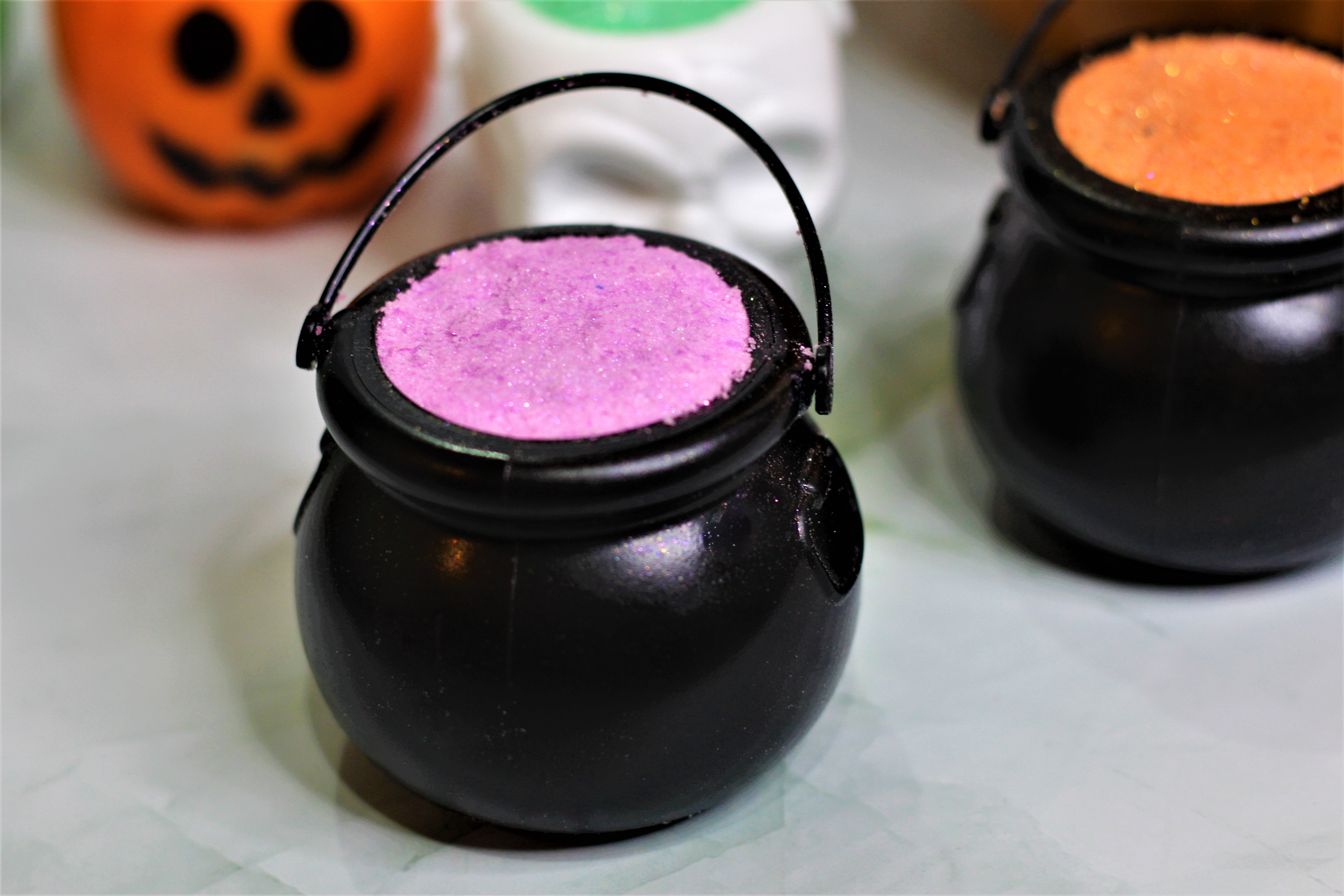 HALLOWEEN THEMED BATH BOMBS 3-PACK