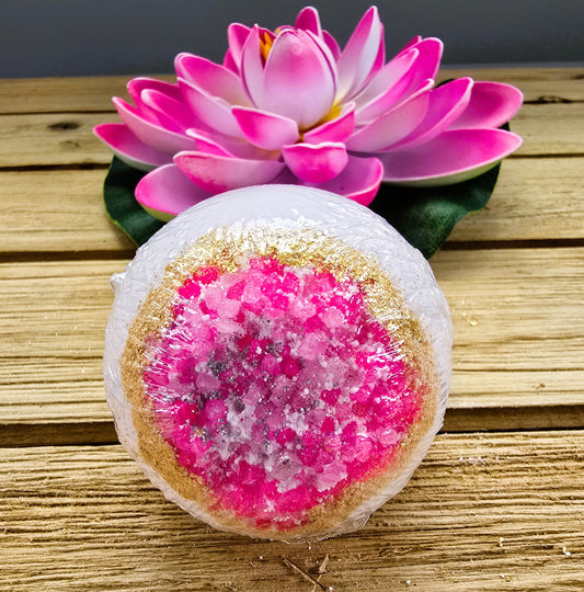 ROSE QUARTZ GEODE Bath Bomb