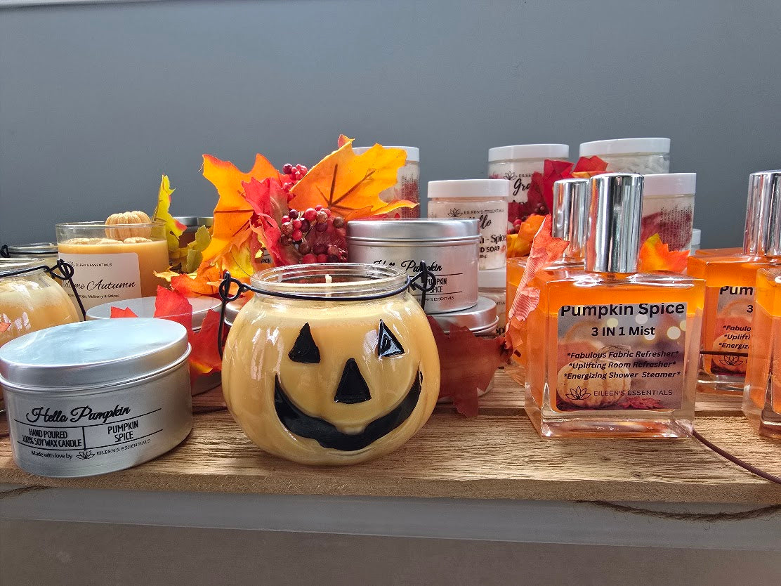 Pumpkin Head Travel Candle - Limited Edition