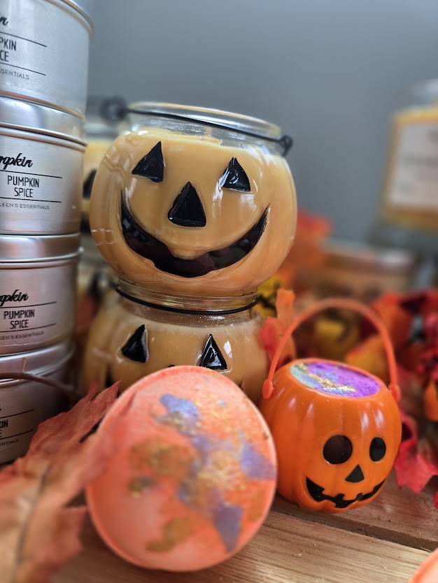 Pumpkin Head Travel Candle - Limited Edition
