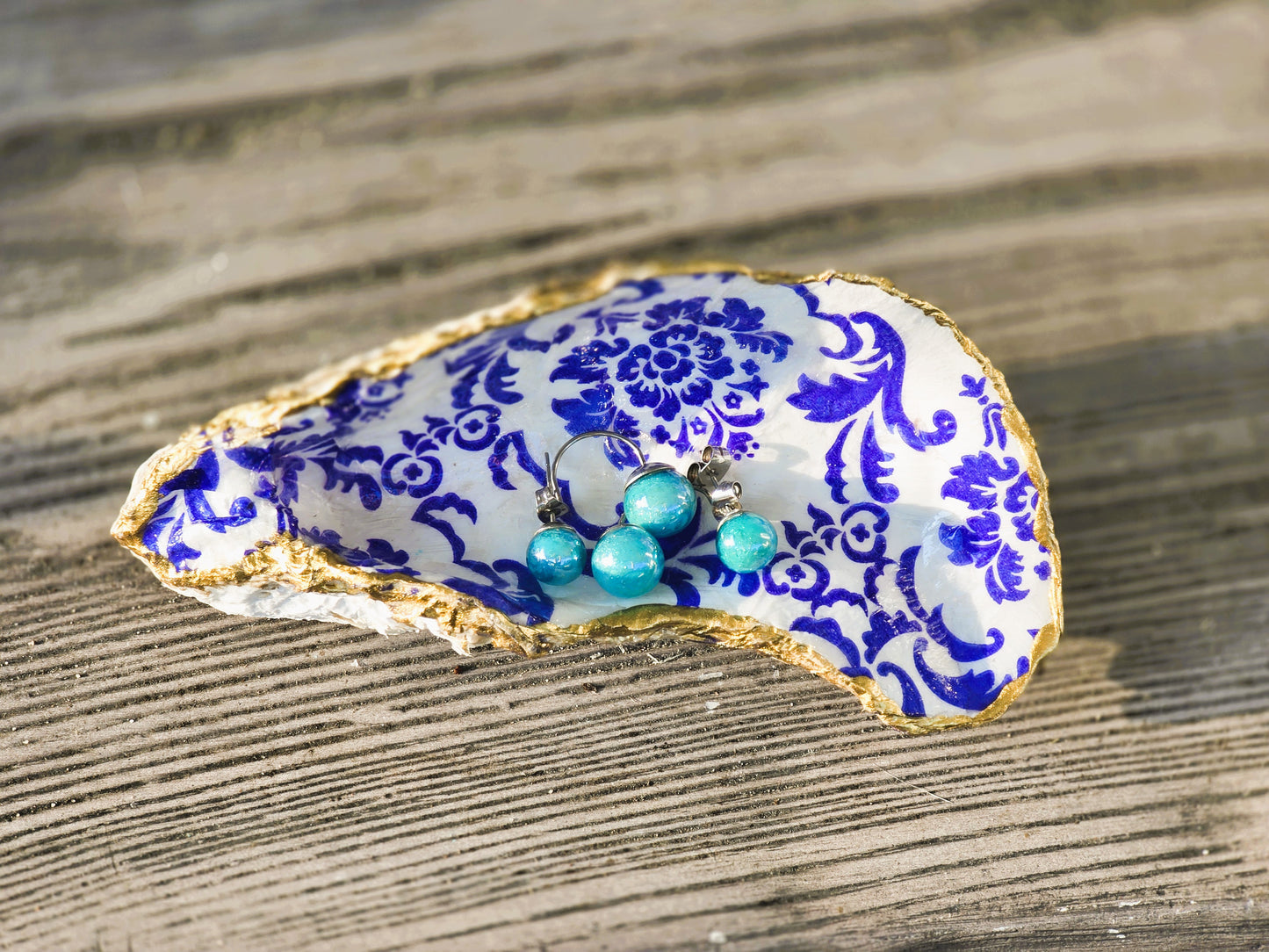 Decorative-oyster-shell-trinket-dish-eileens-essentials