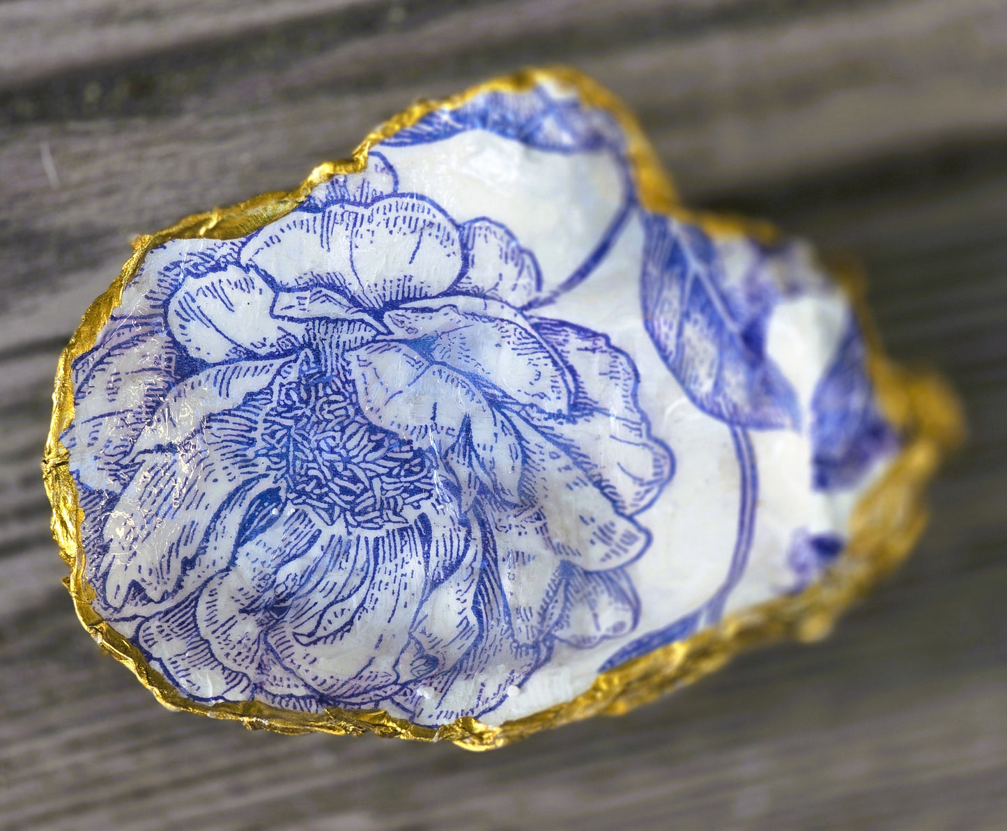 Decorative-oyster-shell-trinket-dish-eileens-essentials