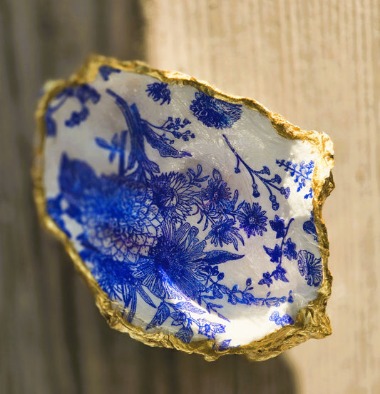 Decorative-oyster-shell-trinket-dish-eileens-essentials