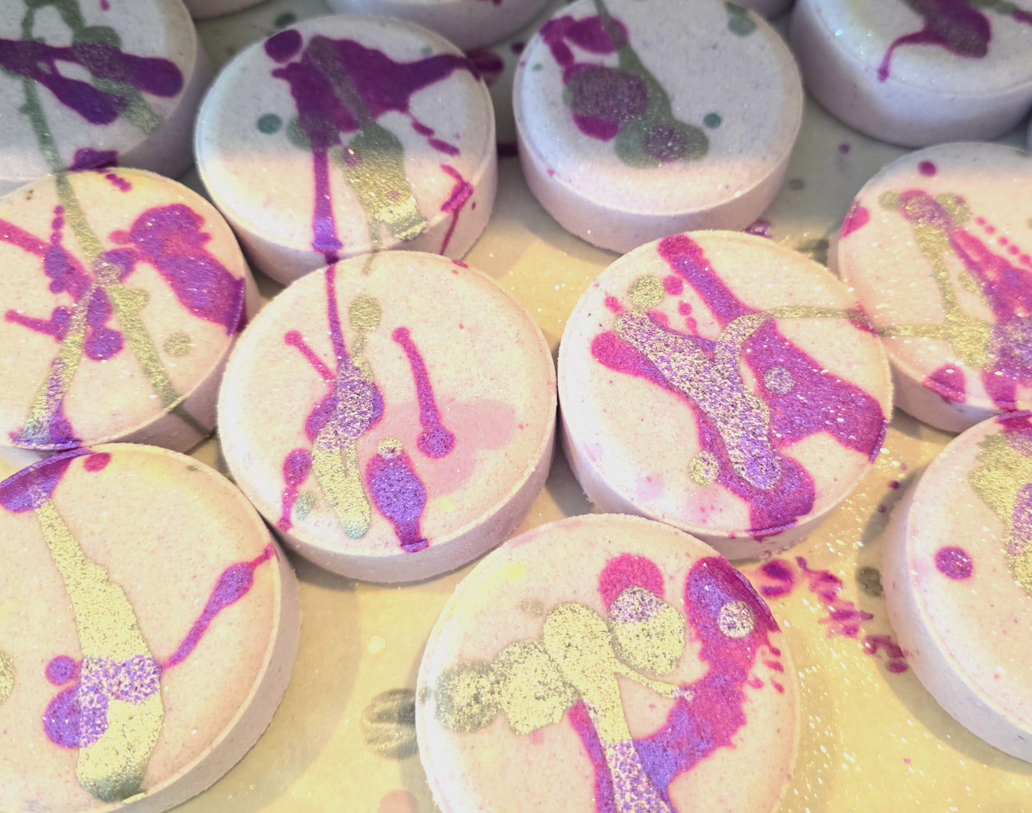 "Dreaming in Lavender Fields" Mentholated Shower Steamers; French Lavender & Menthol
